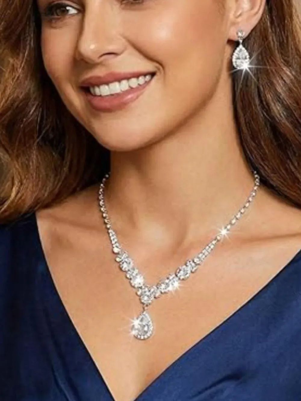 NWT Rhinestone Teardrop Bridal Jewelry Set Nickel Free Silvery Necklace Earrings
